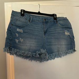 Amazon distressed Jean shorts. Size XXL.